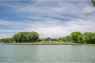 586 Clubhouse Drive, Corsicana, TX 75109 - Photo 37