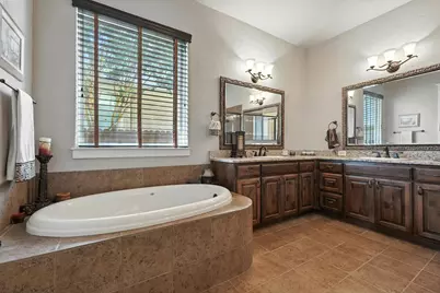 511 Village Way, Argyle, TX 76226 - Photo 15