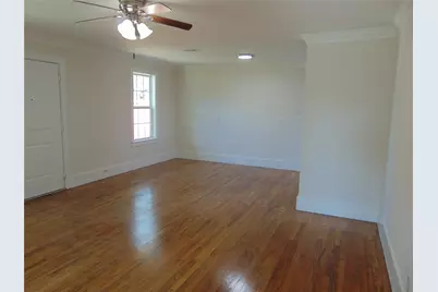 4312 Franklin Street, Lancaster, TX 75134 - Photo 9