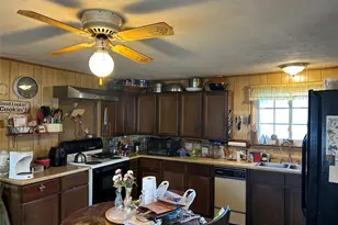 138 Choctaw Trail, Whitney, TX 76692 - Photo 5