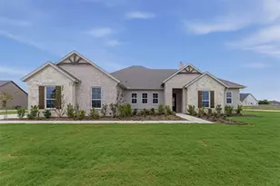 2204 Continent Ct, Krum, TX 76249 - Photo 3