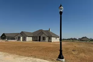 2204 Continent Ct, Krum, TX 76249 - Photo 3