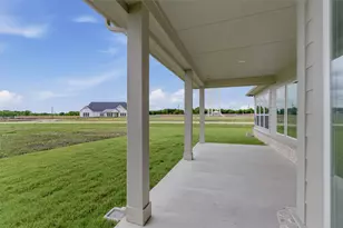 2204 Continent Ct, Krum, TX 76249 - Photo 23