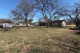 418 Pecan St, Clyde, TX 79510 - Photo 15