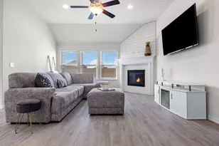 1612 Millican Ln, Aubrey, TX 76227 - Photo 9