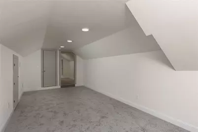 833 W Live Oak Street, Jacksboro, TX 76458 - Photo 31