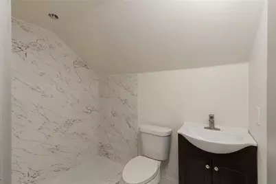 833 W Live Oak Street, Jacksboro, TX 76458 - Photo 29