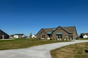 2208 Continent Ct, Krum, TX 76249 - Photo 3