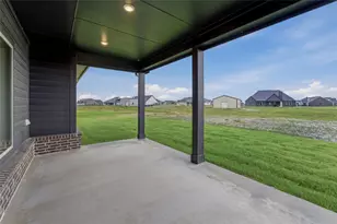 2208 Continent Ct, Krum, TX 76249 - Photo 21