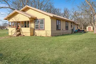 5366 Farm Rd 2573, Clarksville, TX 75426 - Photo 19