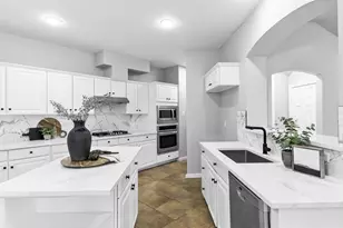 9716 W Valley Ranch Pkwy, Irving, TX 75063 - Photo 15