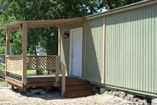 315 N Falls St, Mart, TX 76664 - Photo 5