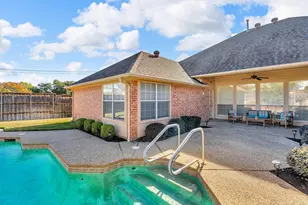 2219 Le Mans Dr, Carrollton, TX 75006 - Photo 11