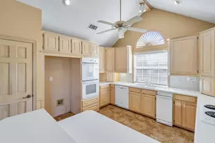 2219 Le Mans Dr, Carrollton, TX 75006 - Photo 3