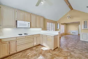 2219 Le Mans Dr, Carrollton, TX 75006 - Photo 27