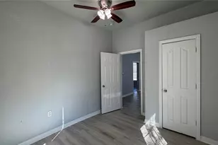 2715 Dathe St, Dallas, TX 75215 - Photo 5