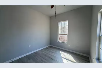 2715 Dathe Street, Dallas, TX 75215 - Photo 21