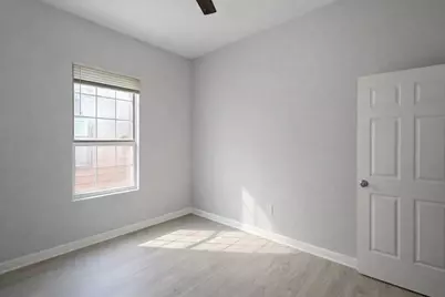 2715 Dathe Street, Dallas, TX 75215 - Photo 13