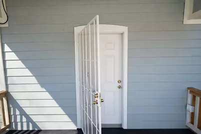 2715 Dathe Street, Dallas, TX 75215 - Photo 3