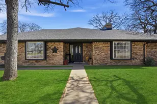 5205 N Highland Dr, Granbury, TX 76049 - Photo 7