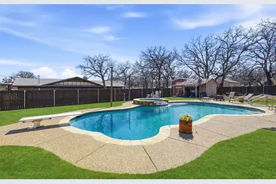 5205 N Highland Drive, Granbury, TX 76049 - Photo 35