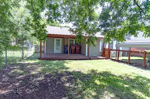 162 W Shreveport St, Van Alstyne, TX 75495 - Photo 3