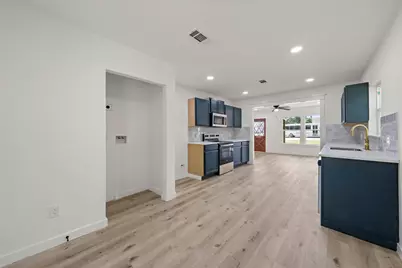 103 E Stegall Drive, Robinson, TX 76706 - Photo 9