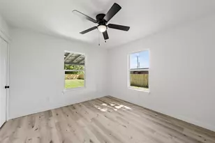 103 E Stegall Dr, Robinson, TX 76706 - Photo 11