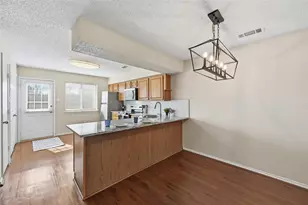 1751 Dynasty Cir, Glenn Heights, TX 75154 - Photo 7