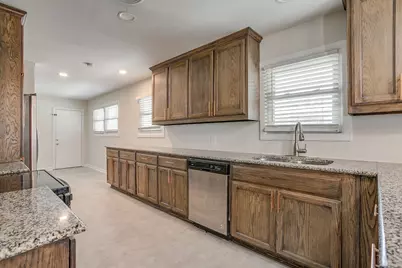 4737 Houghton Avenue, Fort Worth, TX 76107 - Photo 7