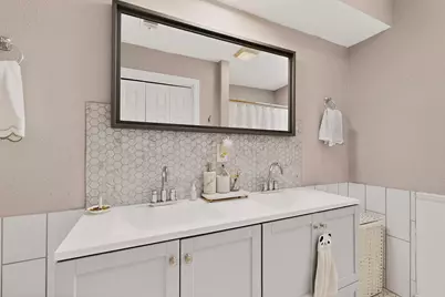 153 Sheri Lane, Hurst, TX 76053 - Photo 5