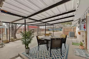 153 Sheri Ln, Hurst, TX 76053 - Photo 7