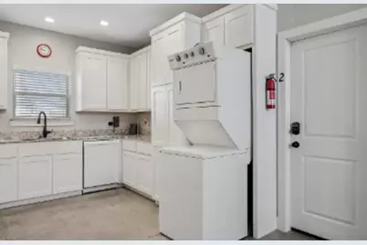 703 Maple Street, Commerce, TX 75428 - Photo 3