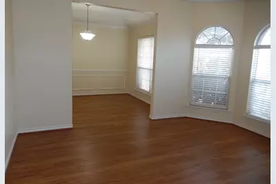 2717 Creek Valley Drive, Garland, TX 75040 - Photo 3