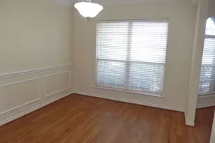 2717 Creek Valley Dr, Garland, TX 75040 - Photo 5