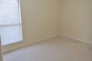 2717 Creek Valley Dr, Garland, TX 75040 - Photo 23