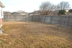 2717 Creek Valley Dr, Garland, TX 75040 - Photo 25