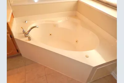 2717 Creek Valley Drive, Garland, TX 75040 - Photo 17