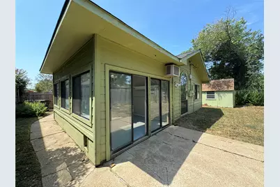 6511 Devine Drive, Arlington, TX 76001 - Photo 21