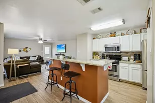 805 Phillips St, Cleburne, TX 76033 - Photo 9