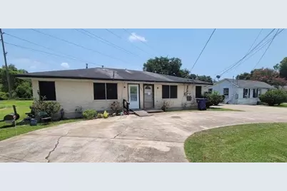 206 Robertson Street, , TX 77591 - Photo 1
