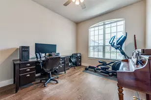 912 Fallbrook Ave, Denton, TX 76210 - Photo 13