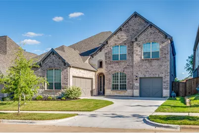 912 Fallbrook Avenue, Denton, TX 76210 - Photo 1