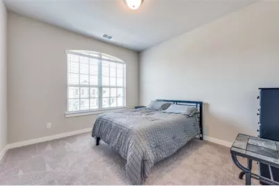 912 Fallbrook Avenue, Denton, TX 76210 - Photo 15