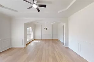 907 Greenfield Ct, Kennedale, TX 76060 - Photo 5