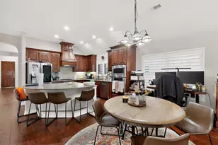 8715 Lindenwood Ln, Irving, TX 75063 - Photo 19