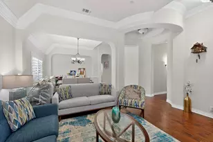 8715 Lindenwood Ln, Irving, TX 75063 - Photo 7