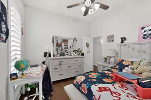 8715 Lindenwood Ln, Irving, TX 75063 - Photo 33