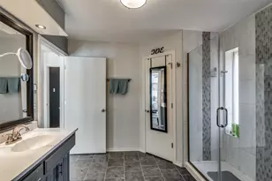 2624 Daybreak Dr, Dallas, TX 75287 - Photo 17