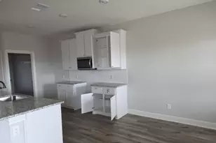 1100 Sleepy Owl Ln, Fort Worth, TX 76108 - Photo 3